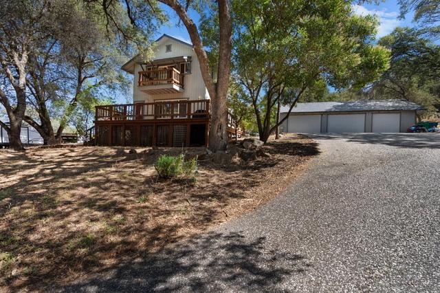 22391 Cameo Dr, Grass Valley, CA 95949