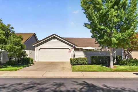 3545 Blackstone Way, Modesto, CA 95356 photo 2