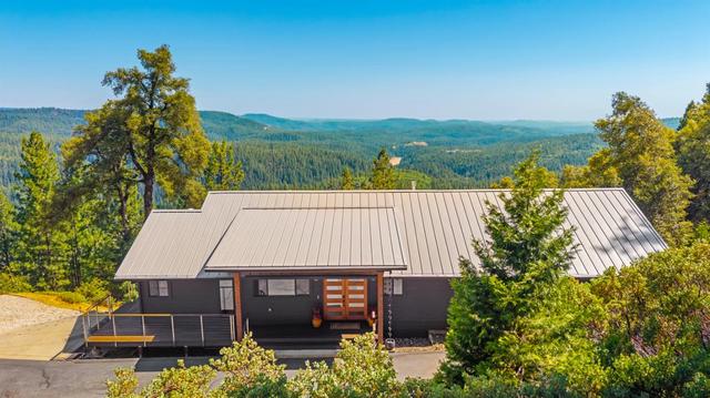 12736 Summit Ridge Dr, Nevada City, CA 95959