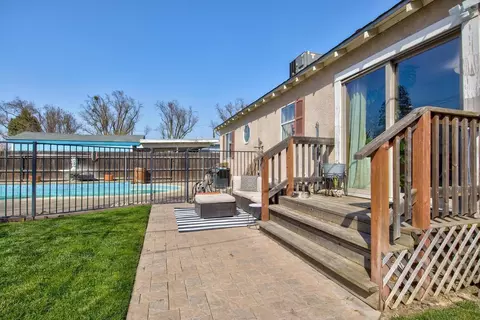 Exterior - 1705 Concord Ave, Modesto, CA 95350 photo 2 of 5