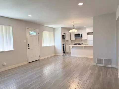 Living - 2917 Austin St #1, Davis, CA 95618 photo 3 of 9