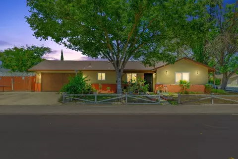 1717 Ensenada Dr, Modesto, CA 95355