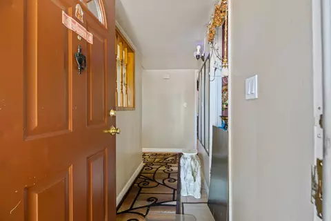 Entry Way - 1717 Ensenada Dr, Modesto, CA 95355 photo 2 of 2