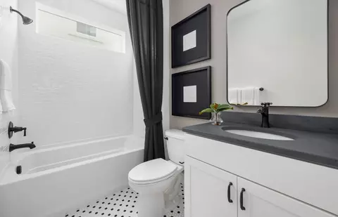 Bath - 3847 Thimble Rd, Roseville, CA 95747 photo 4 of 5