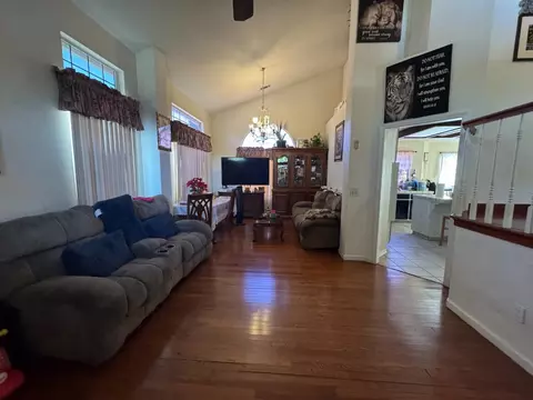 160 Mount Oso Ave, Tracy, CA 95376 photo 5