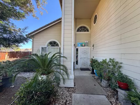 160 Mount Oso Ave, Tracy, CA 95376 photo 4