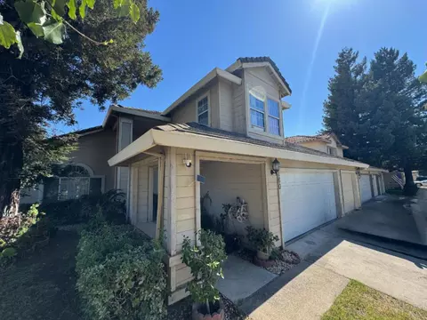 160 Mount Oso Ave, Tracy, CA 95376 photo 2