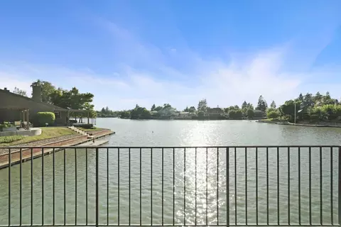 5527 Grouse Run Dr, Stockton, CA 95207