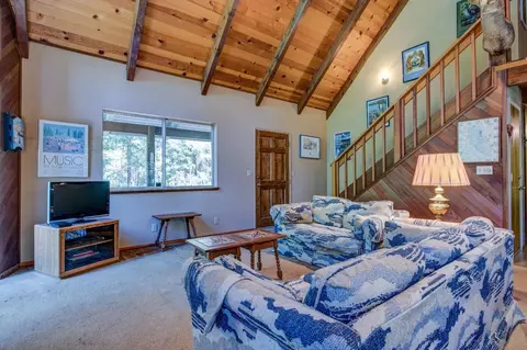 Living - 1138 Cypress Pt, Arnold, CA 95223 photo 3 of 4