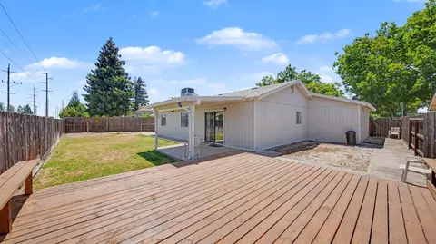 Exterior - 1200 Guiseppe Ln, Modesto, CA 95355 photo 4 of 6