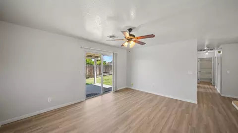 Living - 1200 Guiseppe Ln, Modesto, CA 95355 photo 2 of 4