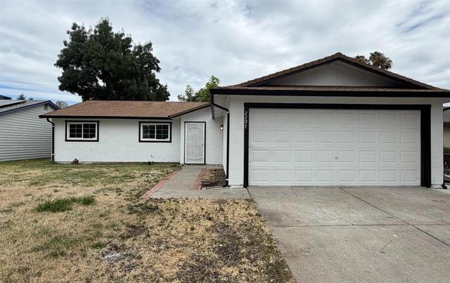 2207 Millwood Ave, Stockton, CA 95210