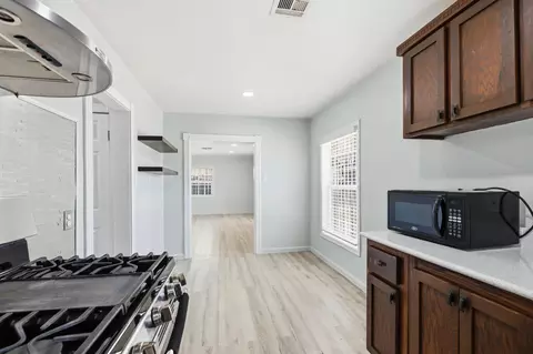 705 Badgley Dr, Modesto, CA 95350 photo 9