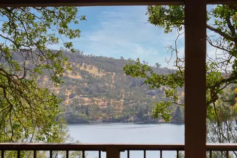 View/Area - 188 Oakhurst Ct, Copperopolis, CA 95228 photo 5 of 14