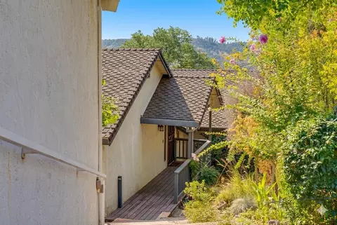 Exterior - 188 Oakhurst Ct, Copperopolis, CA 95228 photo 4 of 25