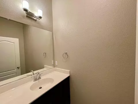 1261 Nascimento Ct, Manteca, CA 95337 photo 12