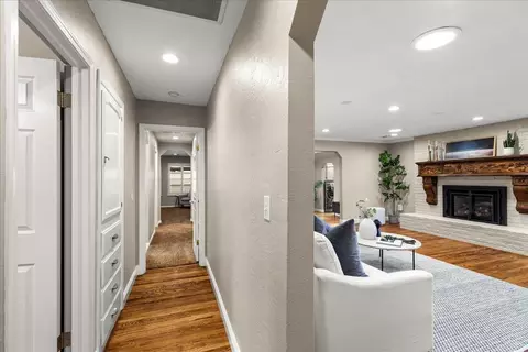 Entry Way - 1101 Cornell Ave, Modesto, CA 95350 photo 10 of 10