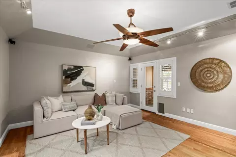 Living - 1101 Cornell Ave, Modesto, CA 95350 photo 4 of 5
