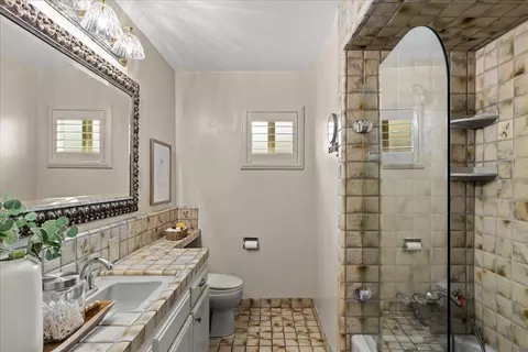 Bath - 1101 Cornell Ave, Modesto, CA 95350 photo 1 of 6
