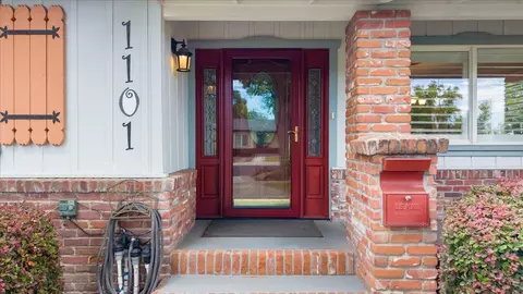 Entry Way - 1101 Cornell Ave, Modesto, CA 95350 photo 1 of 10