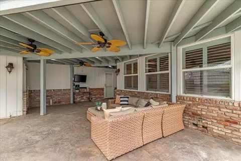 Exterior - 1101 Cornell Ave, Modesto, CA 95350 photo 10 of 14