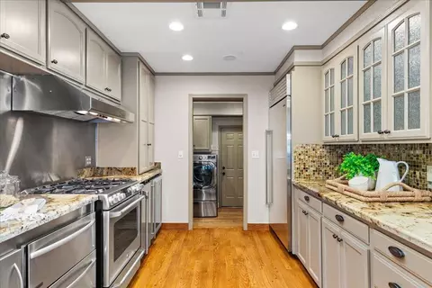 Kitchen - 1101 Cornell Ave, Modesto, CA 95350 photo 8 of 8