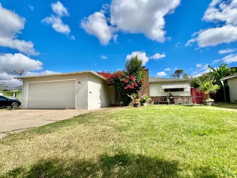 2101 Parr Ave, Modesto, CA 95358