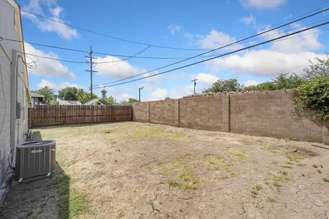 Exterior - 405 W 23rd St, Tracy, CA 95376 photo 13 of 15
