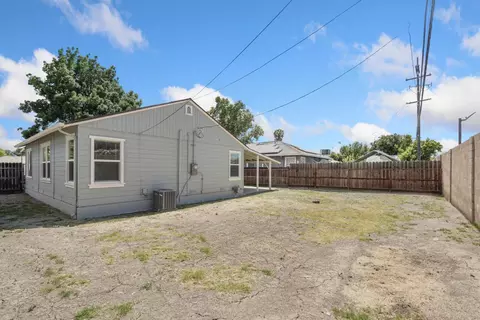 Exterior - 405 W 23rd St, Tracy, CA 95376 photo 11 of 15