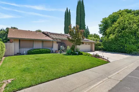 113 Riverview Ct, Winters, CA 95694 photo 2