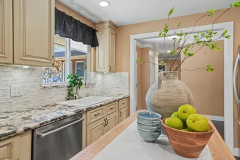 230 Kern St, Jackson, CA 95642 photo 8