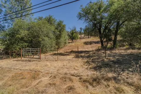 640 Gold Strike Rd, San Andreas, CA 95249 photo 3