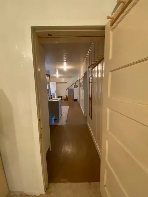 Entry Way - 14105 River Rd, Walnut Grove, CA 95690 photo 2 of 2