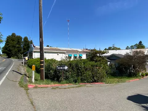 Exterior - 14105 River Rd, Walnut Grove, CA 95690 photo 3 of 6