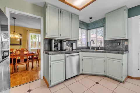 Kitchen - 1083 Discovery Way, Concord, CA 94521 photo 1 of 3