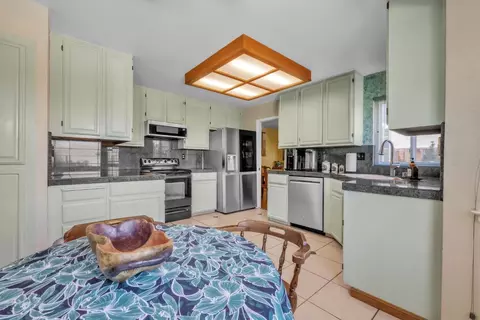 Kitchen - 1083 Discovery Way, Concord, CA 94521 photo 3 of 3