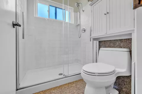 Bath - 1083 Discovery Way, Concord, CA 94521 photo 3 of 4