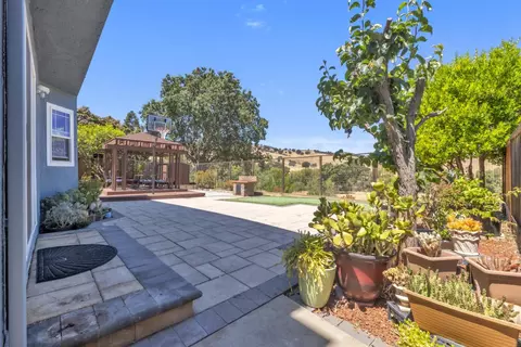 Exterior - 1083 Discovery Way, Concord, CA 94521 photo 6 of 8