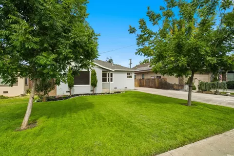 347 Vera Ave, Ripon, CA 95366 photo 2