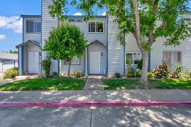 445 Almond Dr #139, Lodi, CA 95240