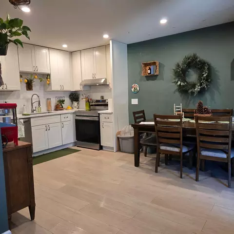 5232 Greenberry Dr, Sacramento, CA 95841