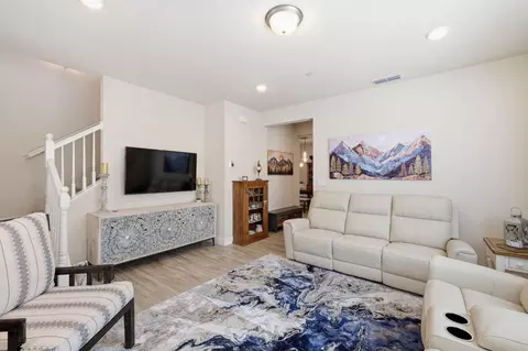 Living - 961 Posey St, Galt, CA 95632 photo 2 of 2