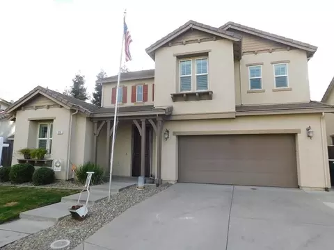 315 Merlot Dr, Oakdale, CA 95361