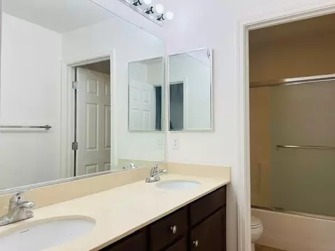 Bath - 15877 Independence Ave, Lathrop, CA 95330 photo 1 of 3