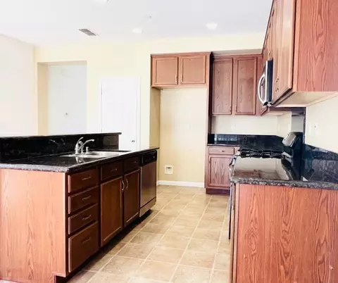 Kitchen - 15877 Independence Ave, Lathrop, CA 95330 photo 1 of 2