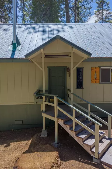 845 Marilyn Way, Arnold, CA 95223 photo 3