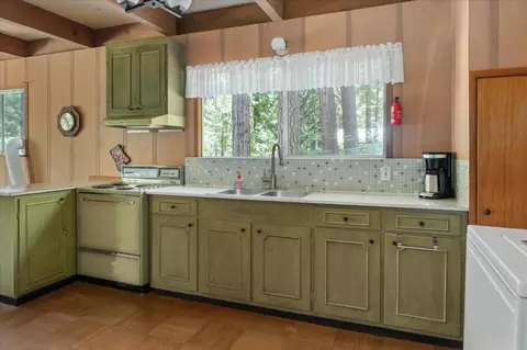 845 Marilyn Way, Arnold, CA 95223 photo 9