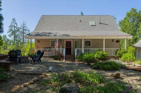 Exterior - 3035 Dalmatia Dr, Arnold, CA 95223 photo 3 of 13