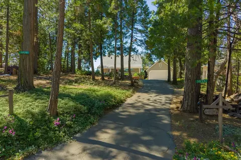 Exterior - 3035 Dalmatia Dr, Arnold, CA 95223 photo 1 of 13