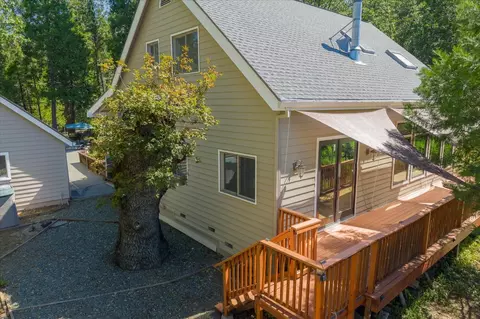Exterior - 3035 Dalmatia Dr, Arnold, CA 95223 photo 7 of 13